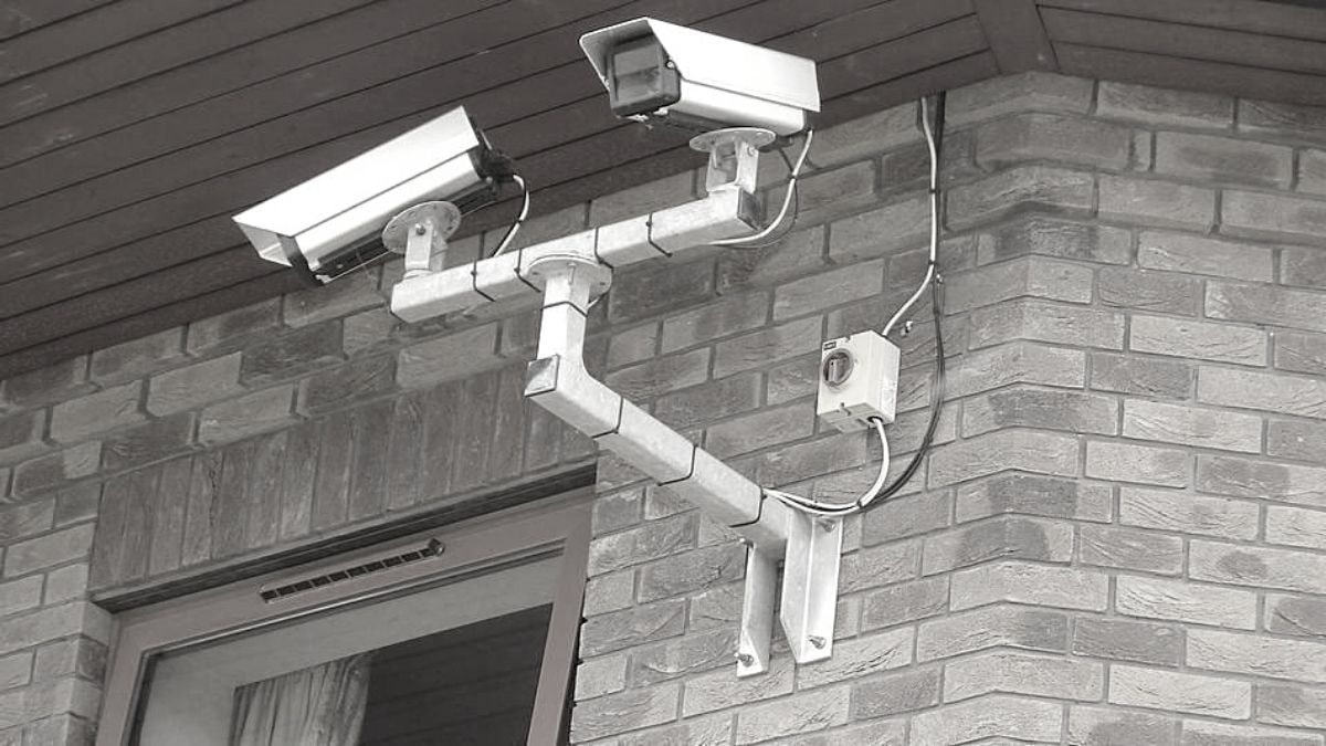 How To Install Security Camera On Brick Wall (Unlimited Guide)