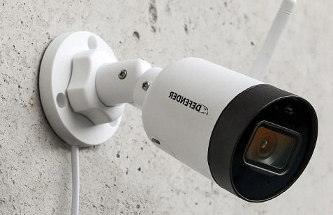 Plug in wireless security camera Plug in wireless security camera