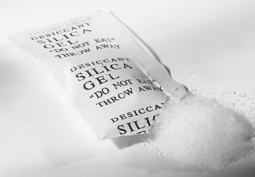 Silica desiccant packet