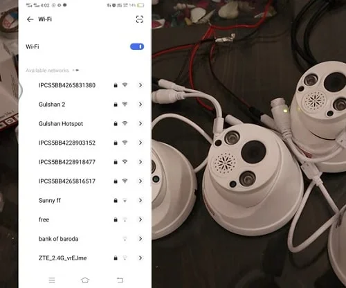 Connecting to IP camera WiFi signal Connecting to IP camera WiFi signal
